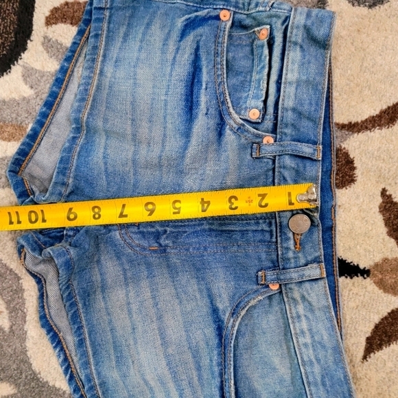 BDG Women's Size 25 Mid Rise Cheeky Shorts - Picture 7 of 11